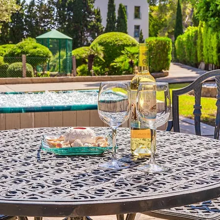 فيلة Casa Del Pinaret *